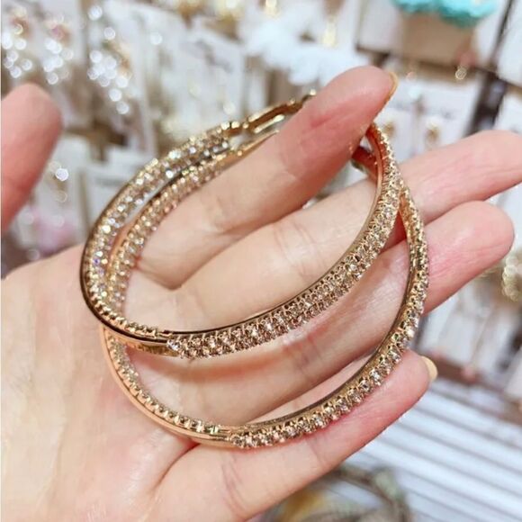 💛 New double sided rhinestones enhance the beauty of these hoops 💛 - Picture 1 of 3